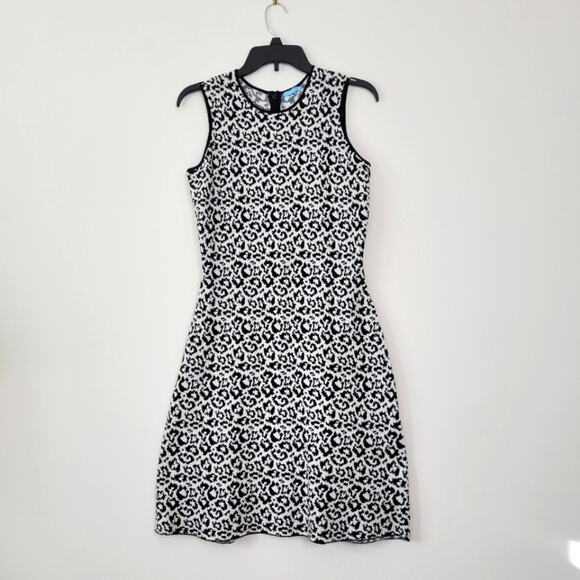 J. Mclaughlin Black Leopard Print Knit Sleeveless Sheath Sweater Dress small - Picture 1 of 5